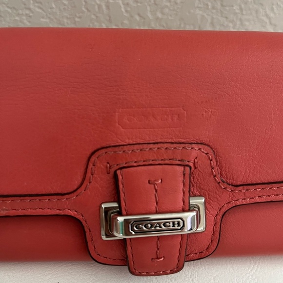 ⚡️Price Drop⚡️ Coach Envelope Wallet- Used - Picture 3 of 10